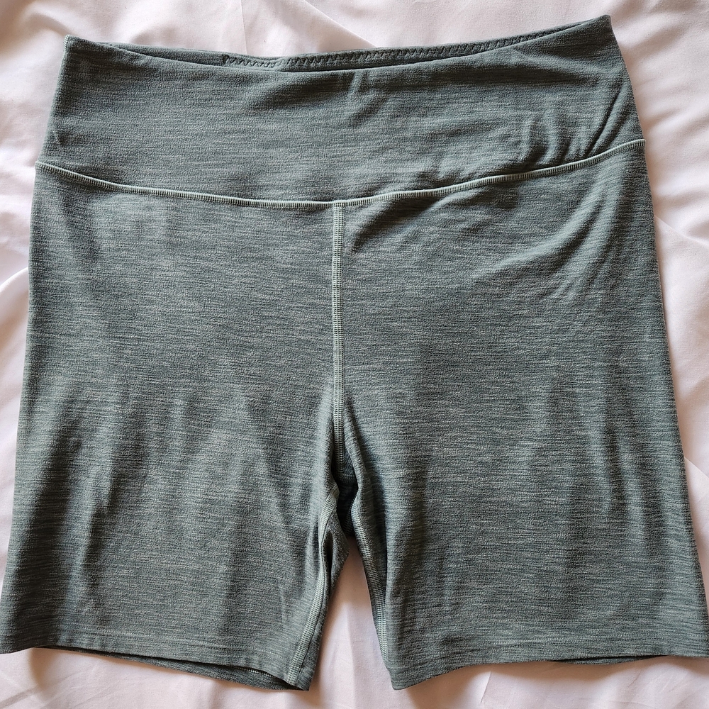 Victoria's Secret Core Essential Pocket Bike Shorts